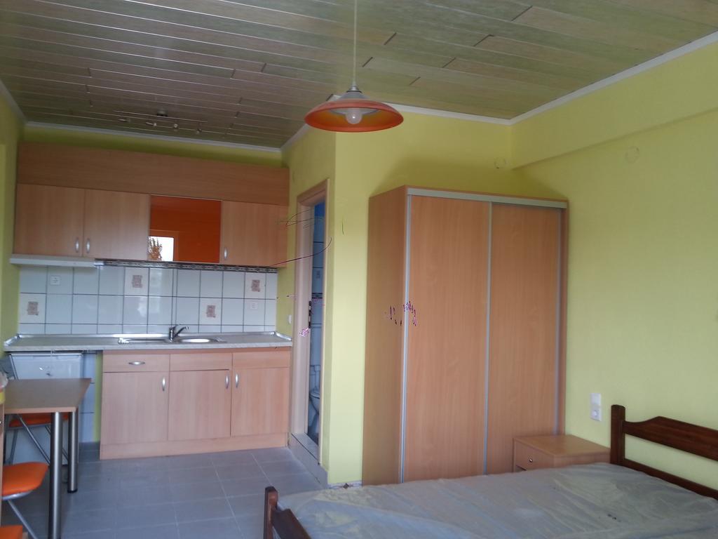 Maria Rooms Vrasna Nea Vrasna Quarto foto