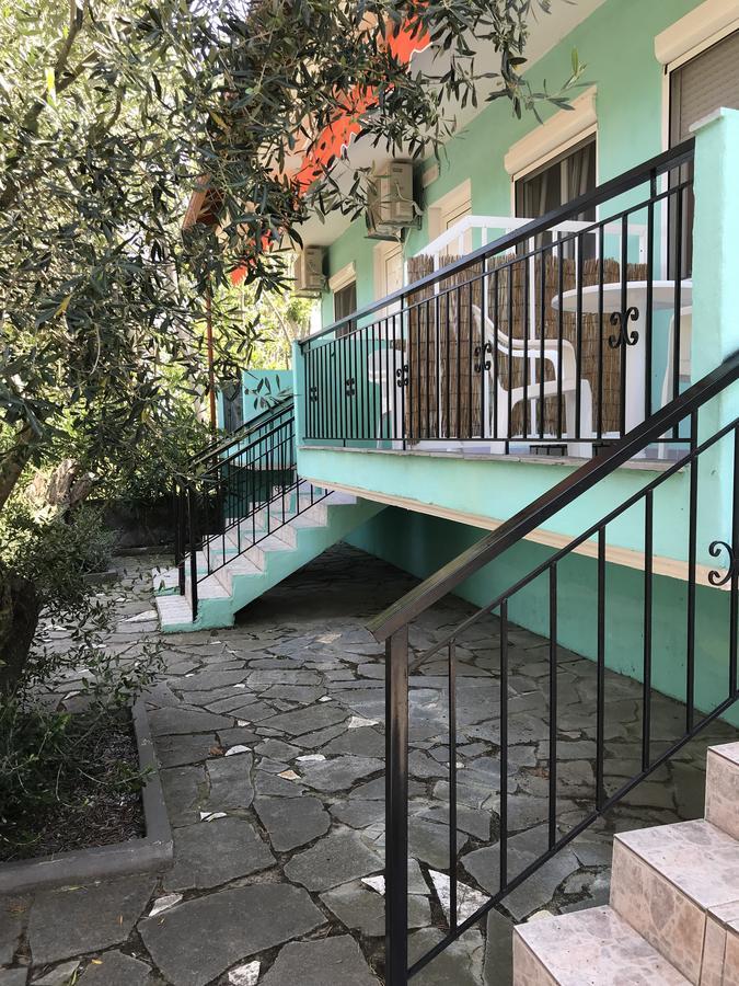 Maria Rooms Vrasna Nea Vrasna Exterior foto